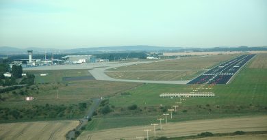 Vom Flughafen Erfurt direkt auf die AIDAcosma